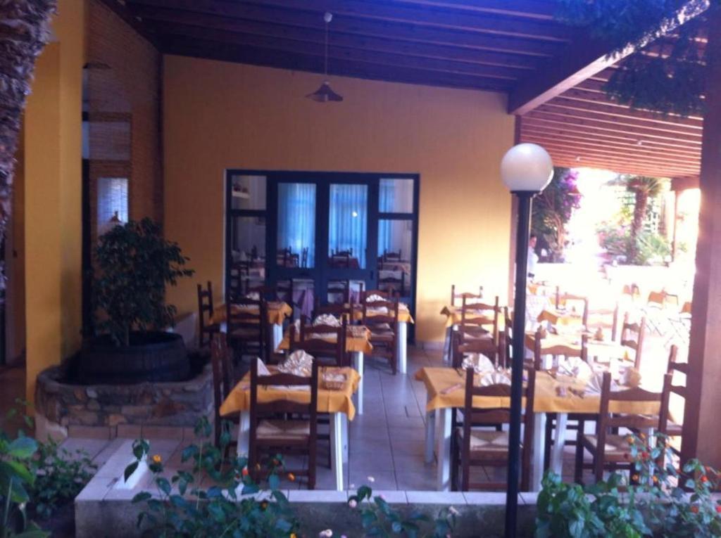 Hotel La Conchiglia Marciana Marina  Exterior photo