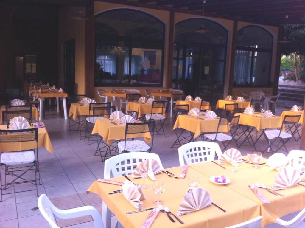 Hotel La Conchiglia Marciana Marina  Exterior photo